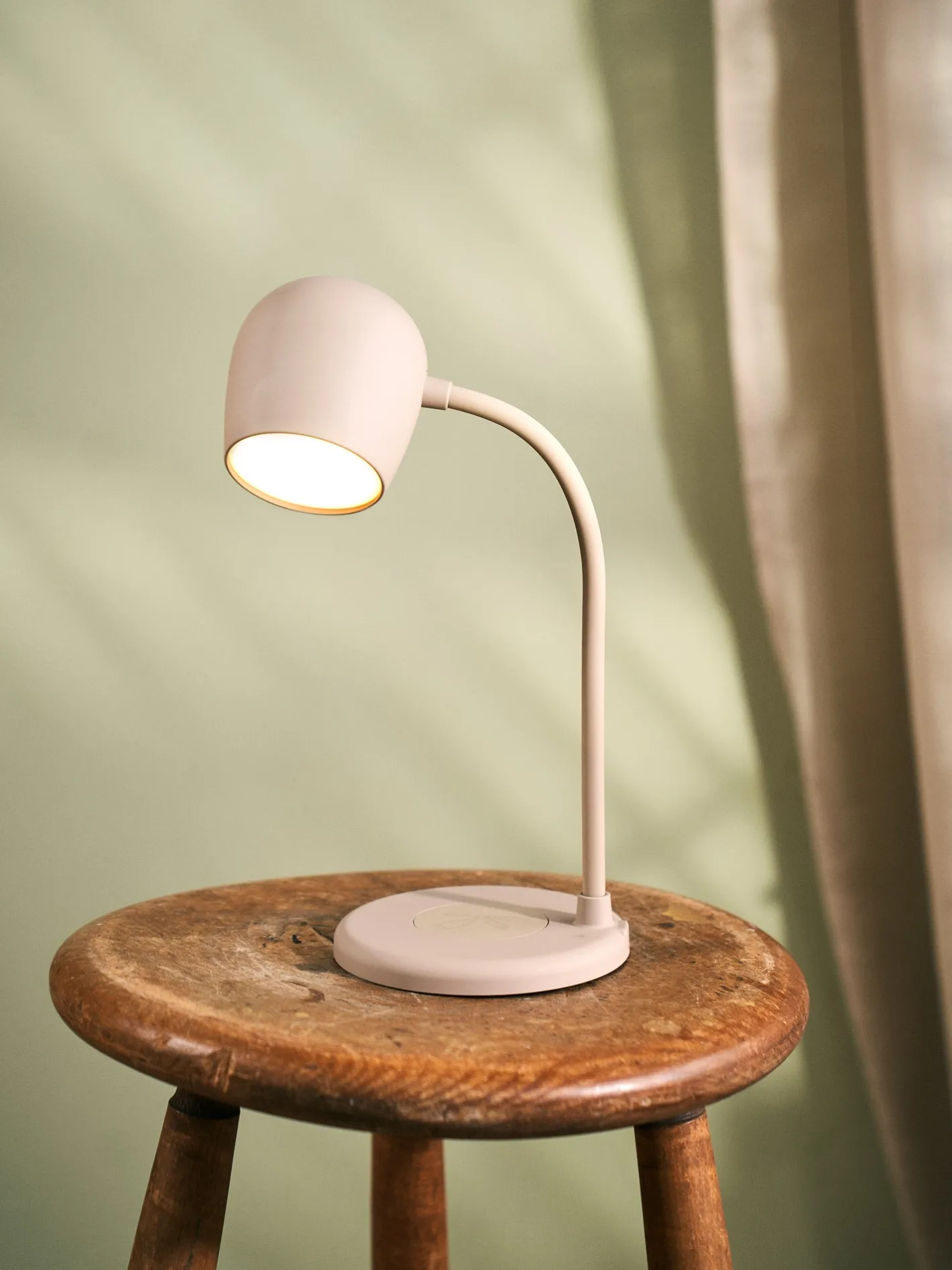 Søstrene Grene Bordlampe Med Højttaler