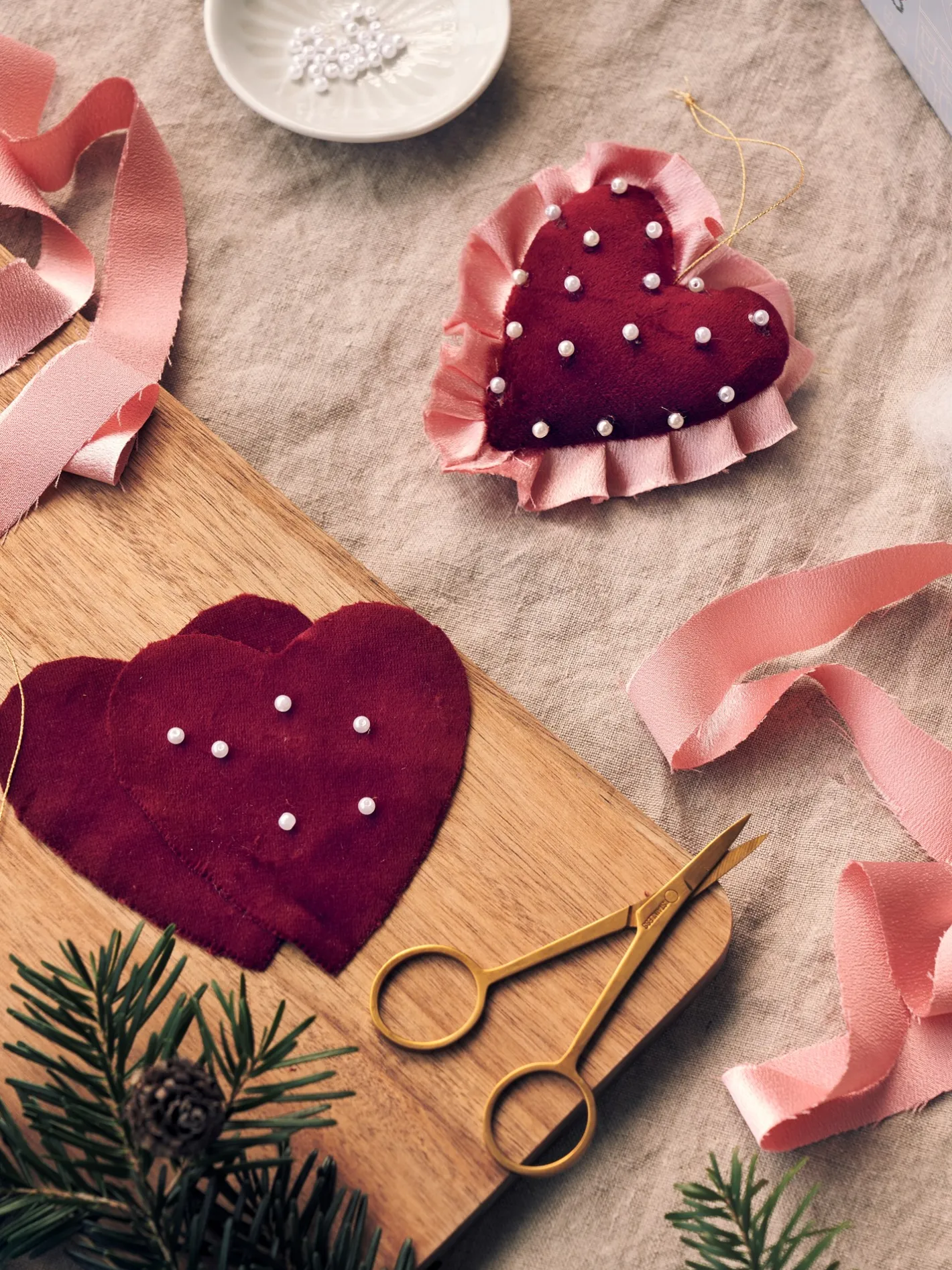 Søstrene Grene DIY-sæt Med Julehjerter