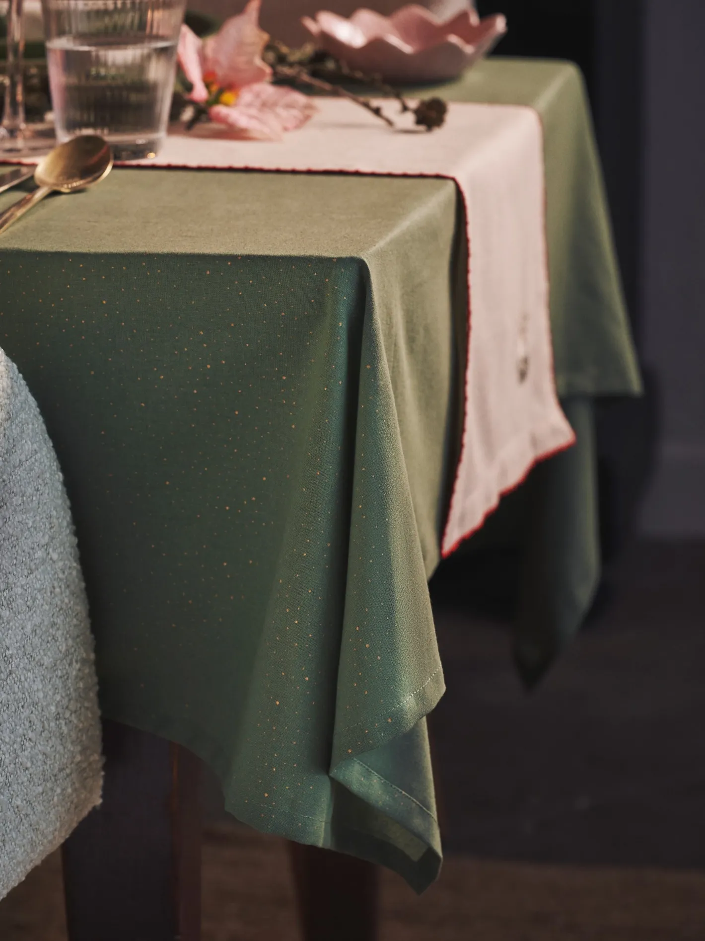 Søstrene Grene Dug 240 X 140