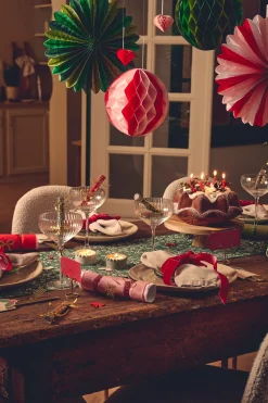 Søstrene Grene Holder Til Bordkort