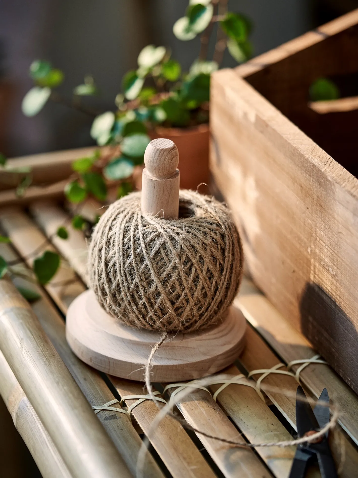 Søstrene Grene Jutegarn Med Holder