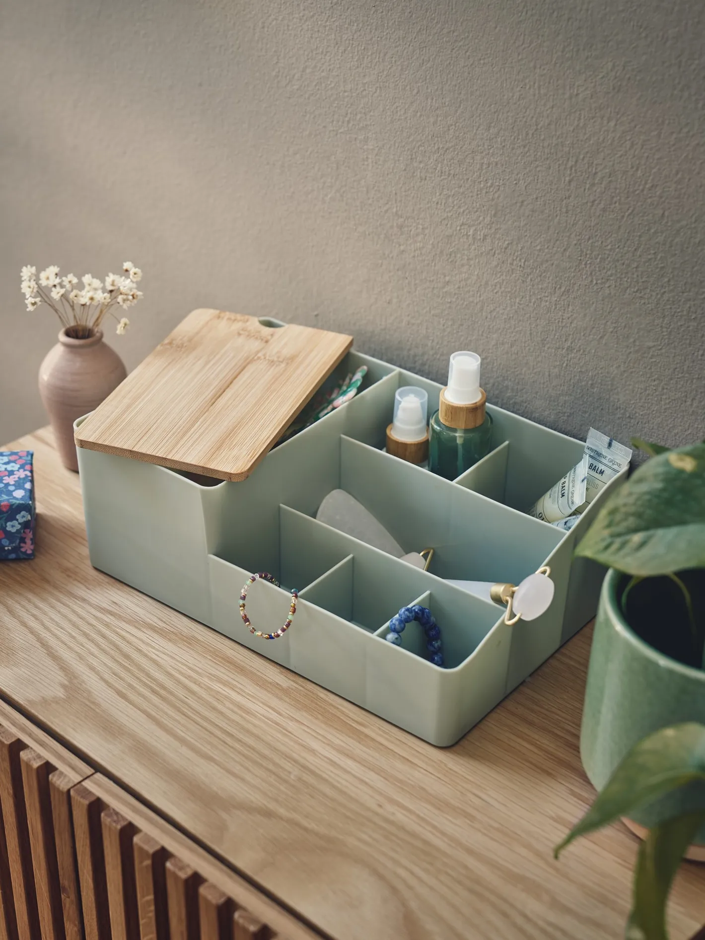 Søstrene Grene Makeup-opbevaring