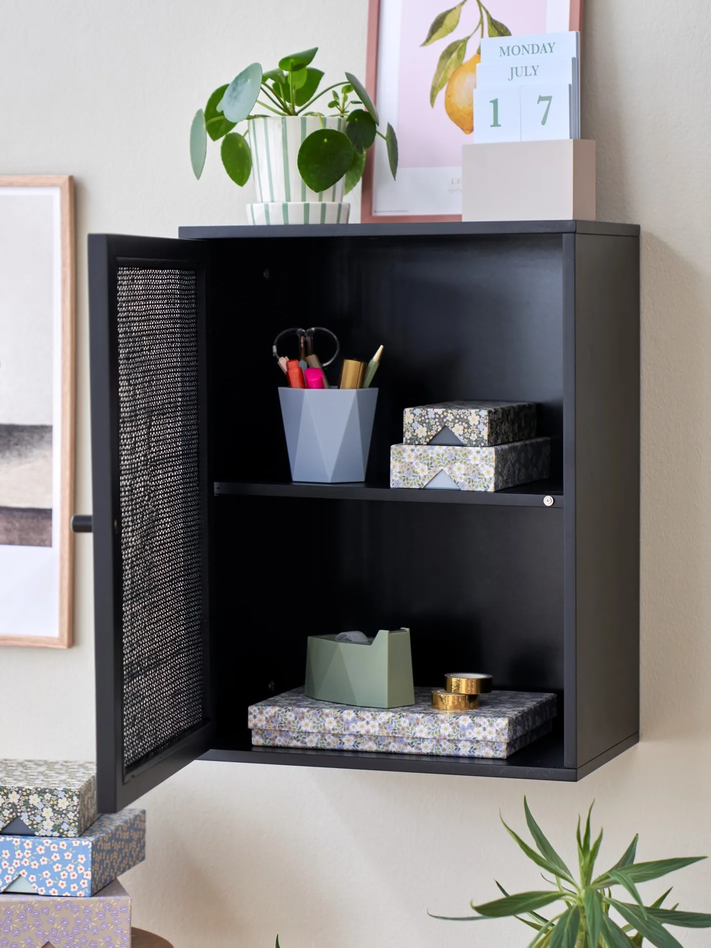 Søstrene Grene Vægskab