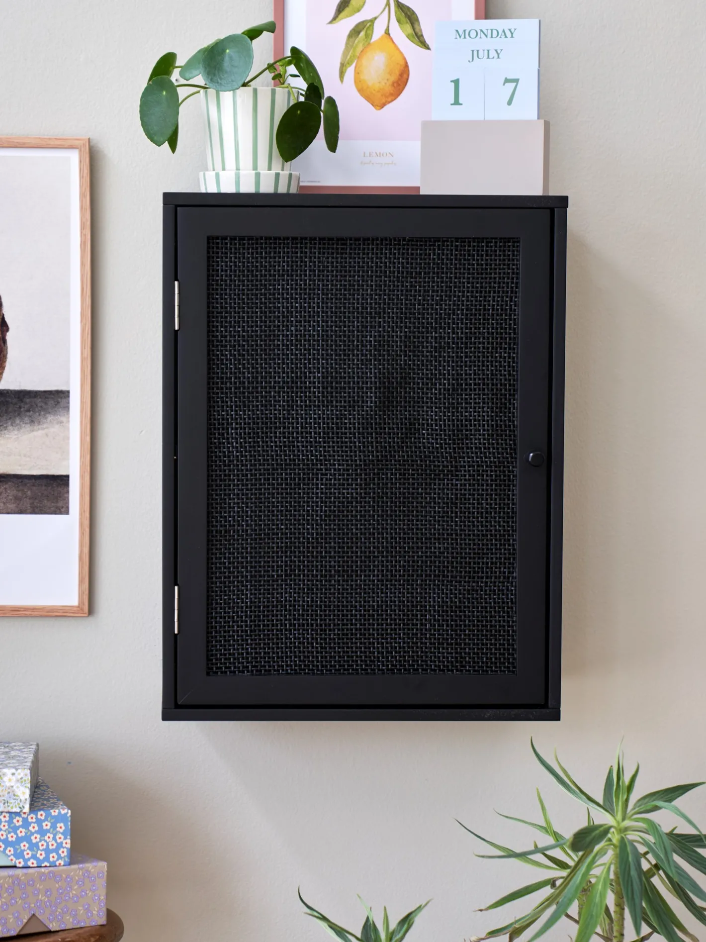 Søstrene Grene Vægskab